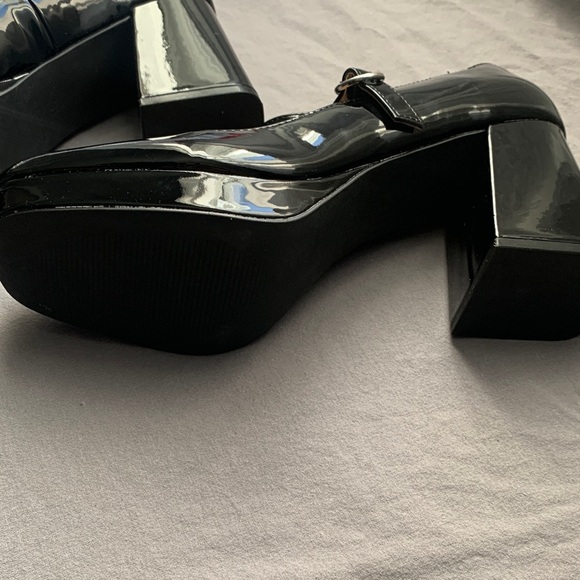 Sun + Stone Glossy Black Mary Jane Heels - Picture 12 of 13